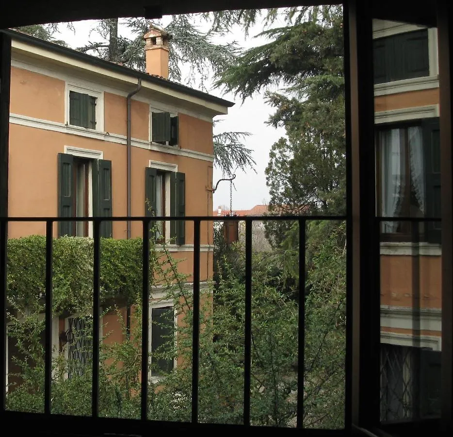 Apartment Corte Roveggia - Monolocale Picasso Verona